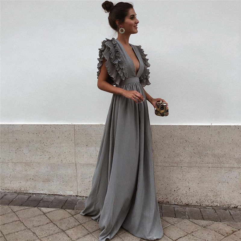 Versatile women's elegant maxi dress, suitable for casual outings or formal events. Comfortable long dress.
