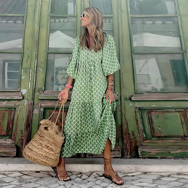 Geometric print high-low dress for women. Stylish flowy midi/maxi perfect for spring and summer elegant fashion.