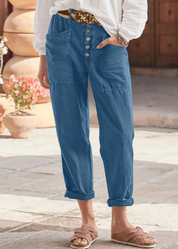Modern women's elegant pants with a relaxed fit. Comfortable & versatile for contemporary, chic style.