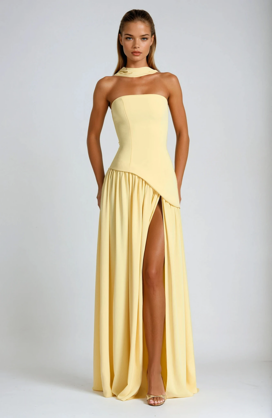 Women's elegant strapless maxi dress with front slit, perfect for summer parties & evening events.