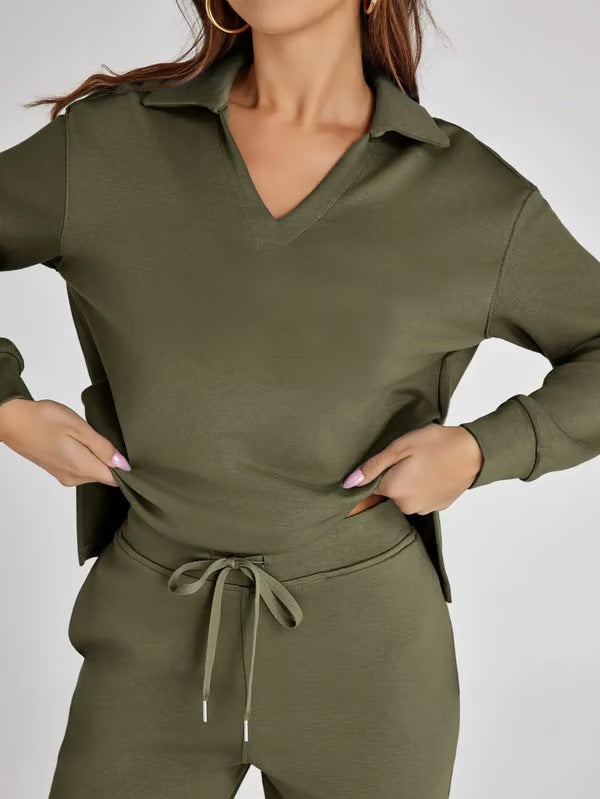 Comfortable women's two-piece lounge set with drawstring pants, perfect for relaxed home wear.