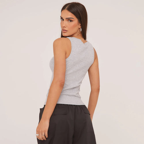 Comfortable women's fitted racerback tank top, ideal sleeveless basic for casual wear & summer outfits.
