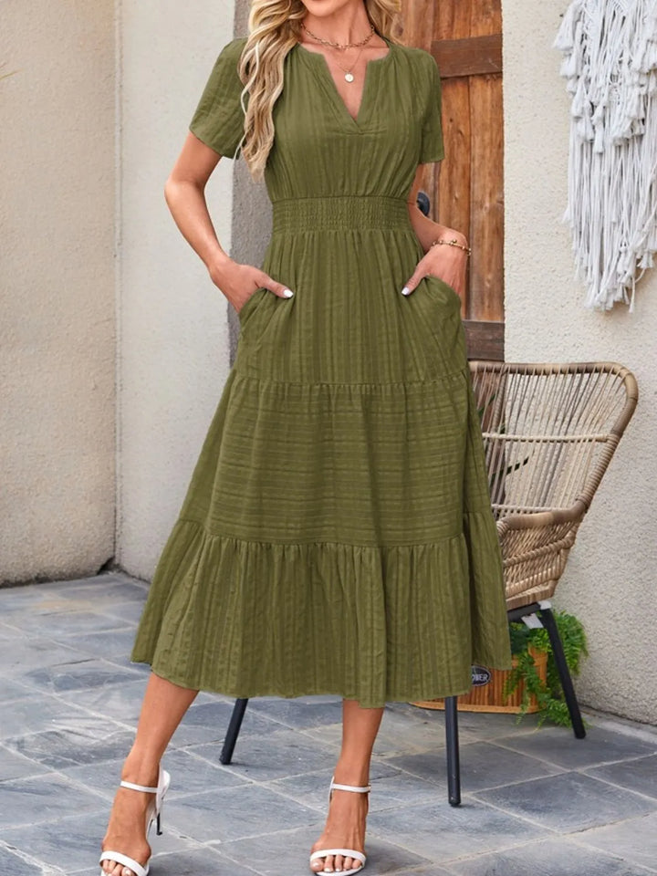 Notched neckline midi dress, women's casual flowy style with short sleeves & pockets.