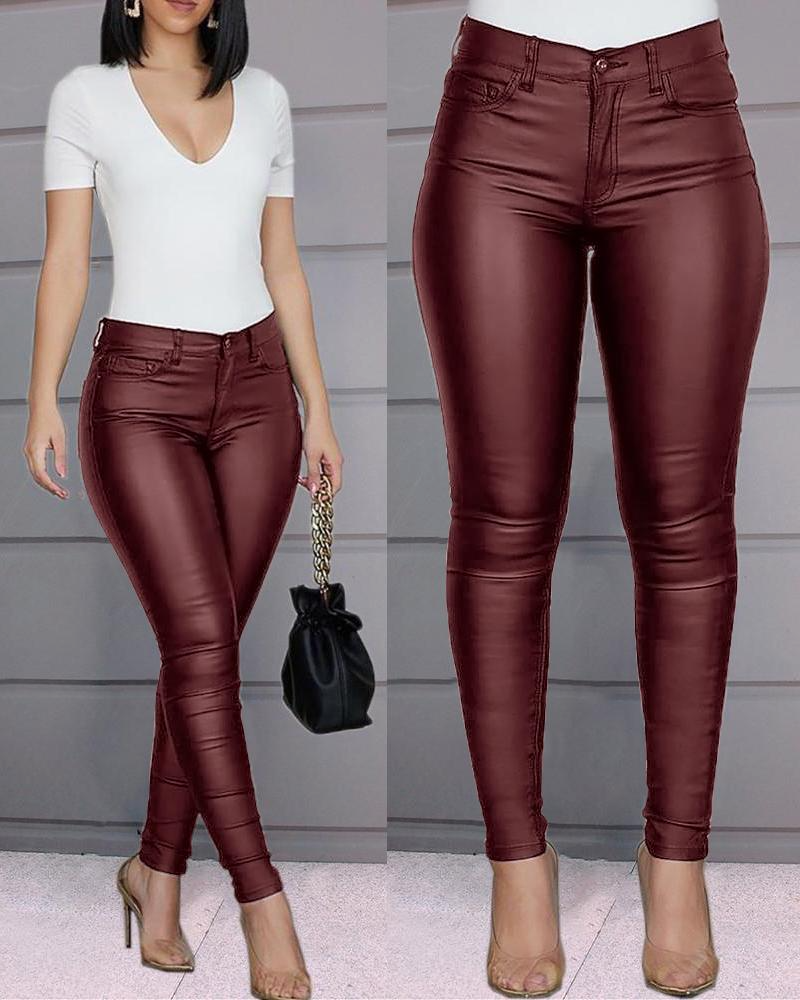 Women's elegant high waist leather stretch pants. Slim fit, comfortable and perfect for winter style.