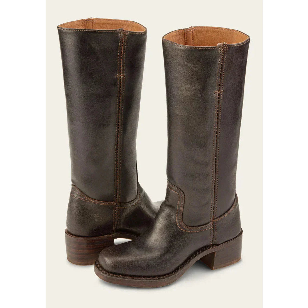 Women's knee-high cowboy boots with a refined block heel, perfect for equestrian & western fashion.