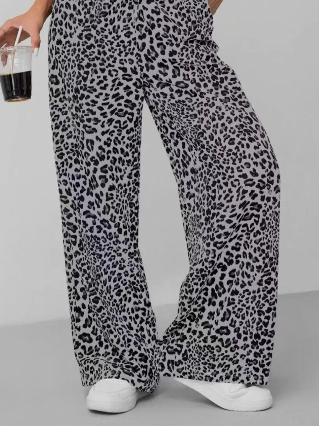 Statement women's leopard print wide leg pants, a chic and trendy choice for summer casual outfits.