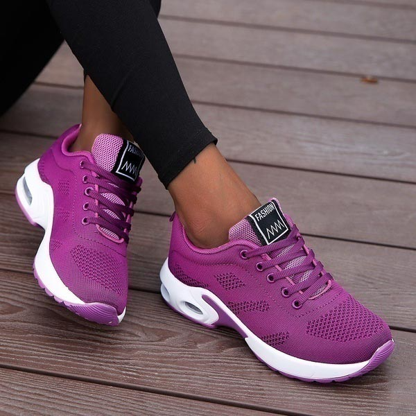 Women's versatile lightweight sneakers, designed for everyday comfort. Casual low-top walking shoes.