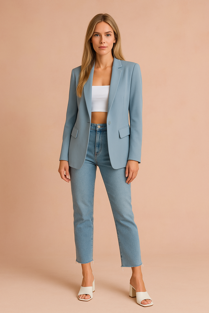 Modern women's blazer, a versatile & lightweight jacket designed for a chic, contemporary professional look.