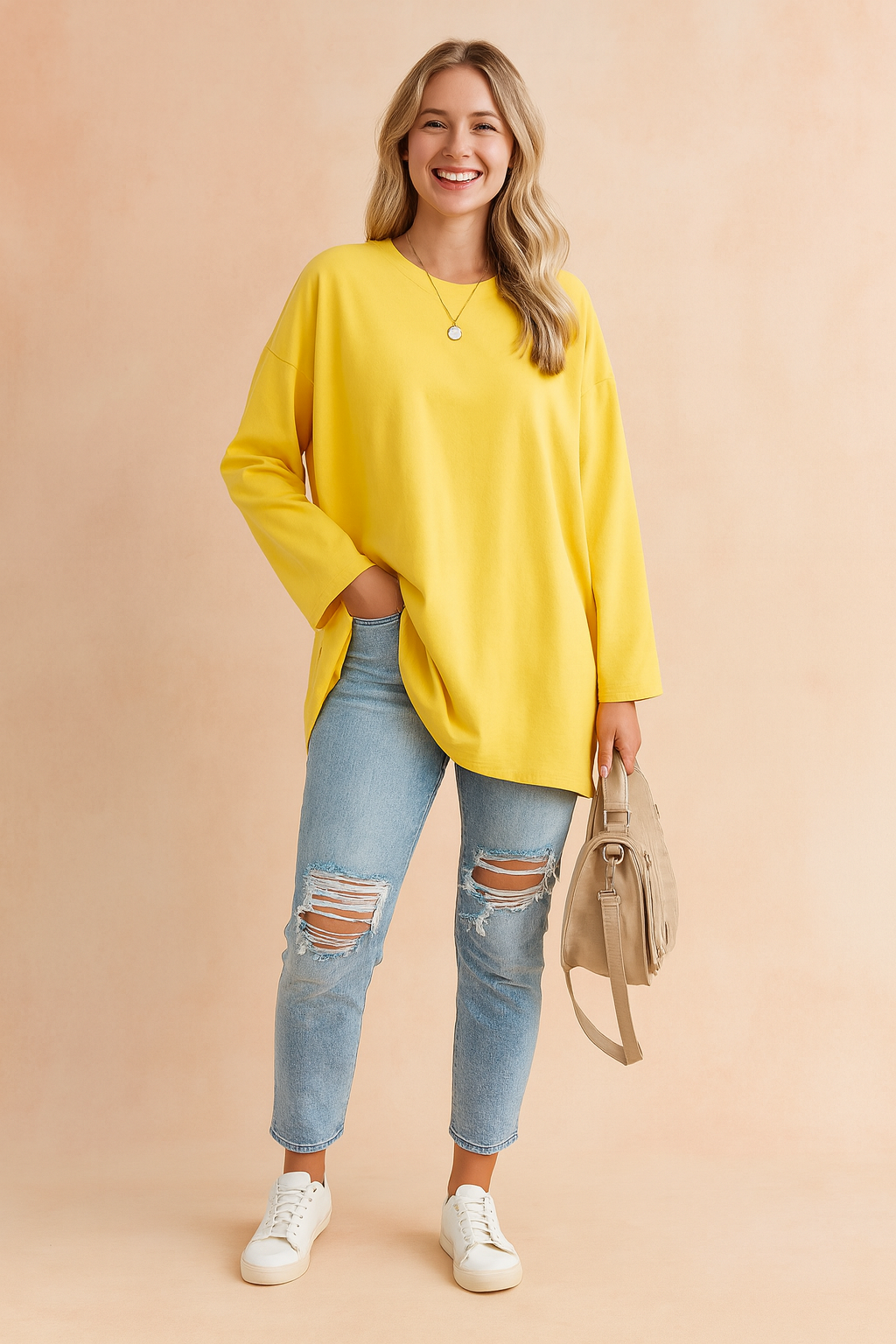 Effortless women's oversized sweater, a cozy and chic choice for winter outfits.