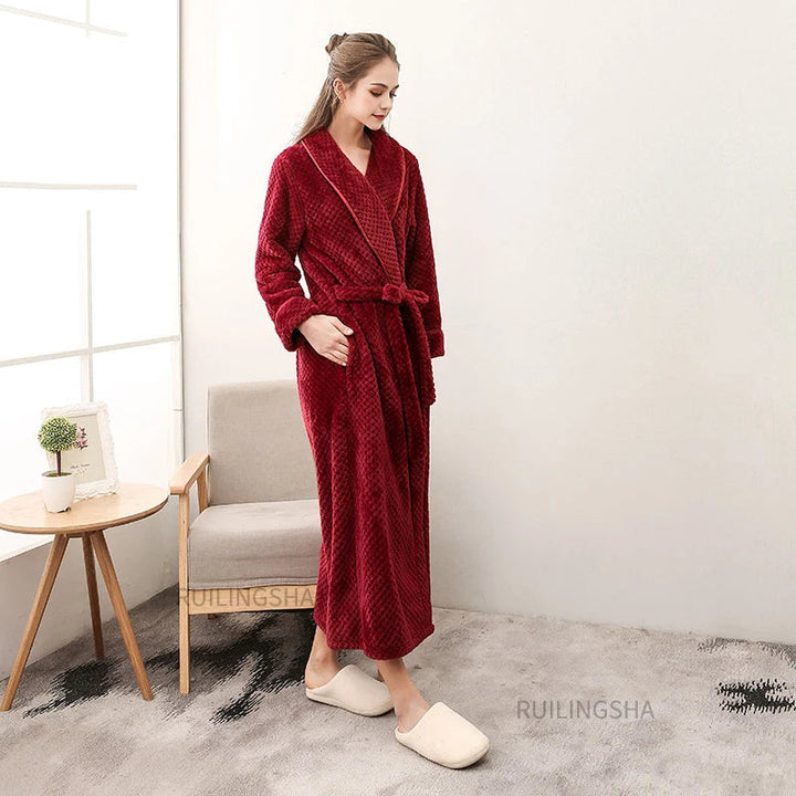 Plush ladies Indy Liebe Nest robe, incredibly soft & cozy for loungewear.