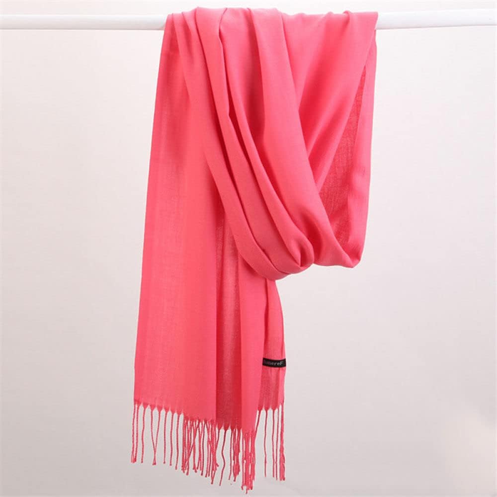 Luxurious women's cashmere wrap, perfect for winter elegance and supreme warmth.