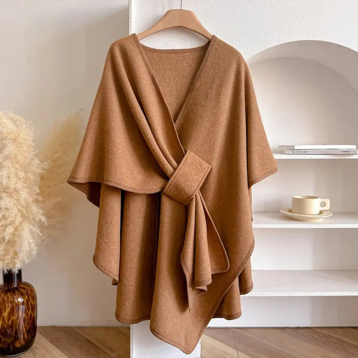 Versatile women's elegant wrap poncho scarf coat, ideal autumn/winter fashion for a chic, cozy look.