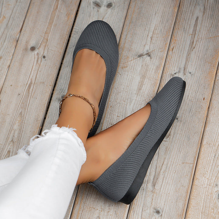 Elegant women's Mia flats, orthopedic with a plush comfort sole for all-day wear & support.