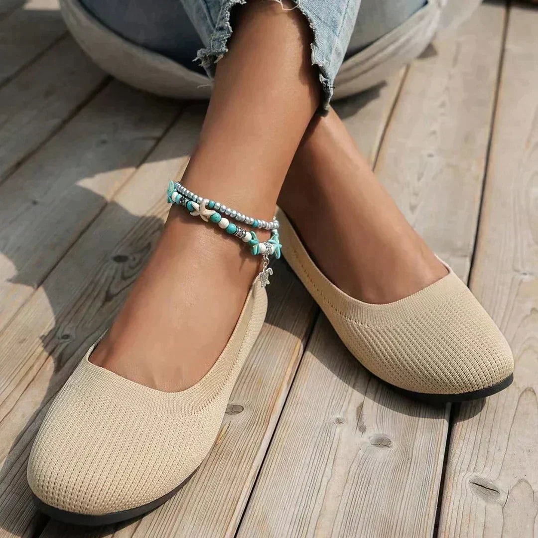 Everyday women's slip-on ballerinas, Mia, with orthopedic support & stylish classic appeal.