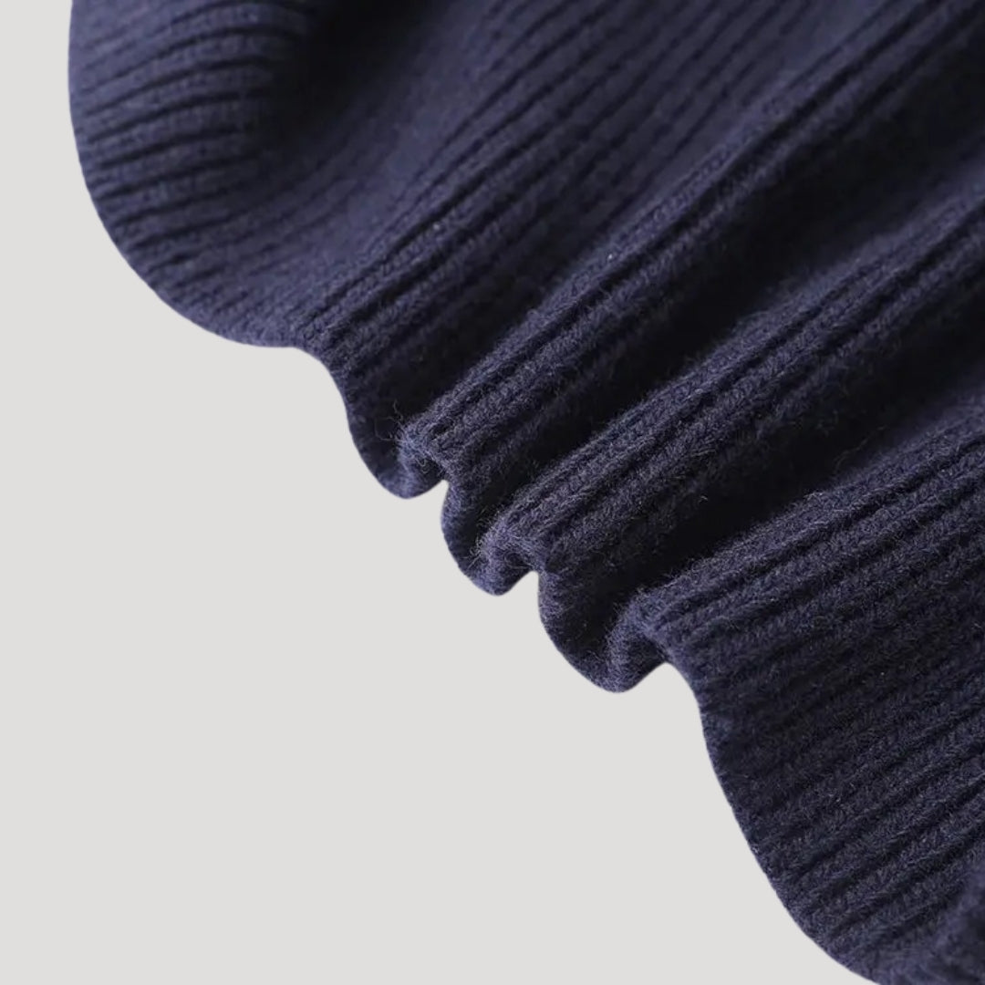 Essential women's chic navy cardigan, one size, with contrast trim for versatile and elegant layering.