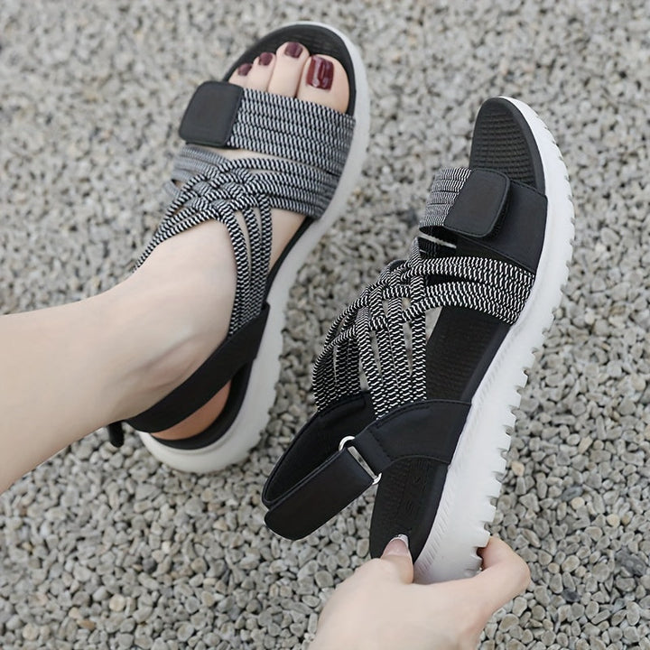 Women's everyday wear sandals with arch support, cushioning & adjustable straps for comfort.
