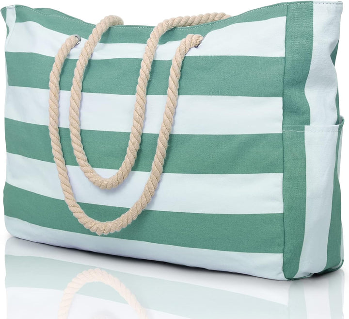 SandAway women's oversized waterproof tote, sandproof design ensures no sand gets in.