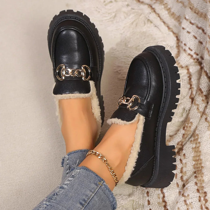 Women's platform loafers, chunky slip-on style, ideal for versatile everyday fashion.