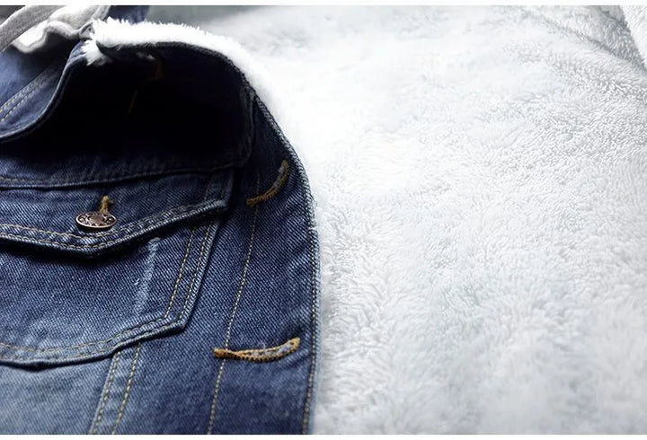 Plus size women's hooded denim jacket, perfect for curvy style. Comfortable and stylish everyday fashion.