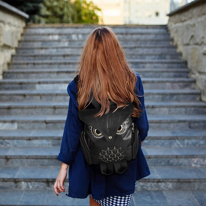 Close-up of vibrant owl print & detailed multi-pockets on a women's PU leather fashion backpack.