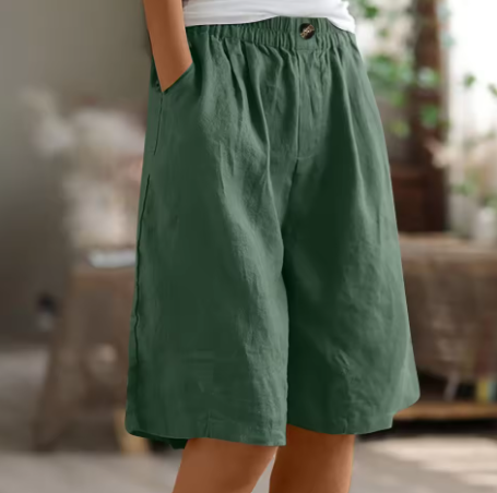 Women's relaxed fit comfort shorts. Stylish & versatile for summer fashion.