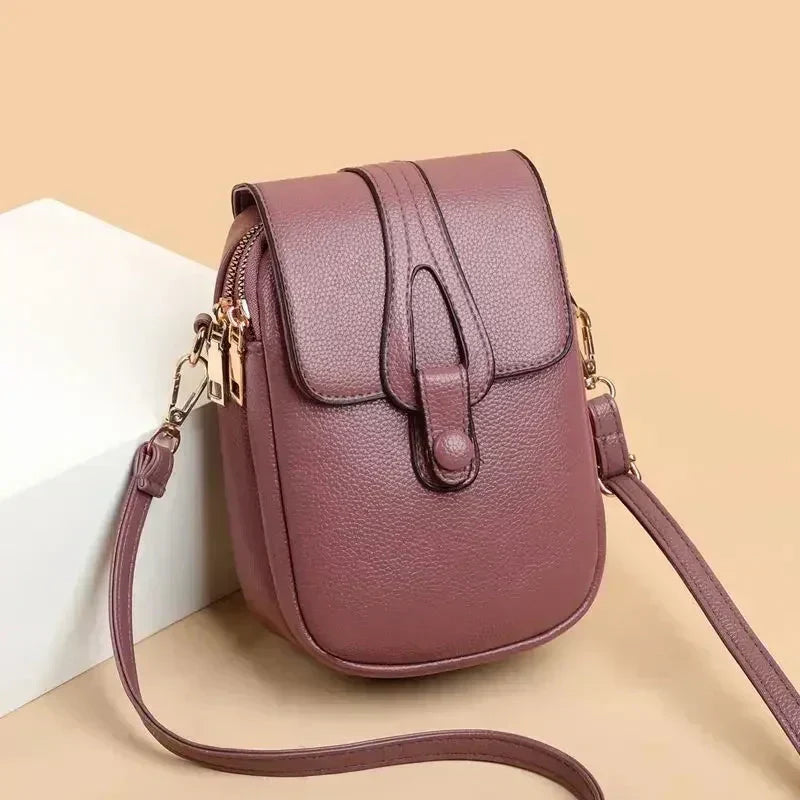 Classic women's genuine leather shoulder bag, retro vintage handbag perfect for elegant everyday fashion.