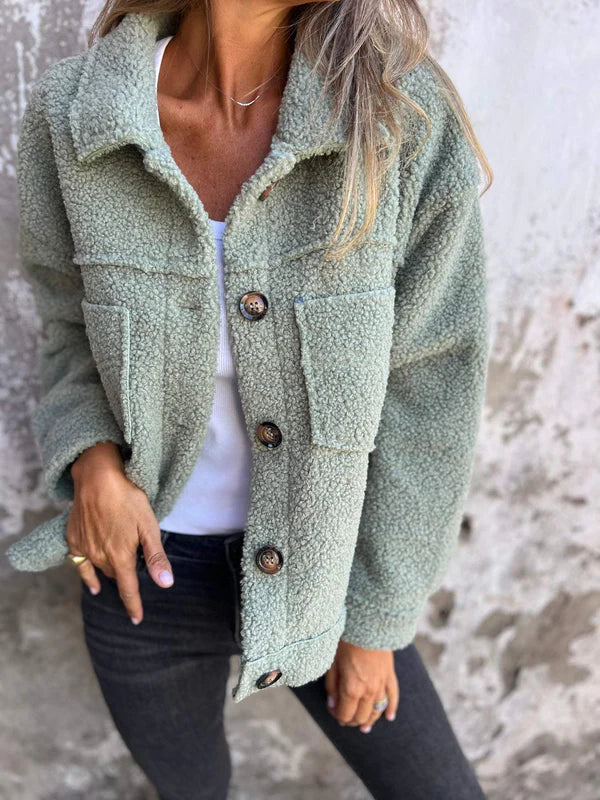 Chic women's short teddy coat, a warm lapel jacket for trendy autumn and winter fashion outerwear.