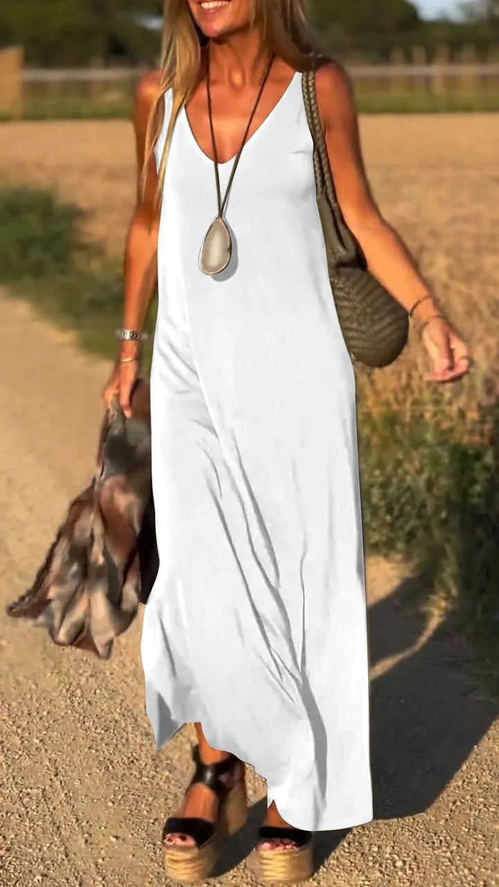 Versatile women's sleeveless maxi dress for summer, suitable for casual outings or evening events.