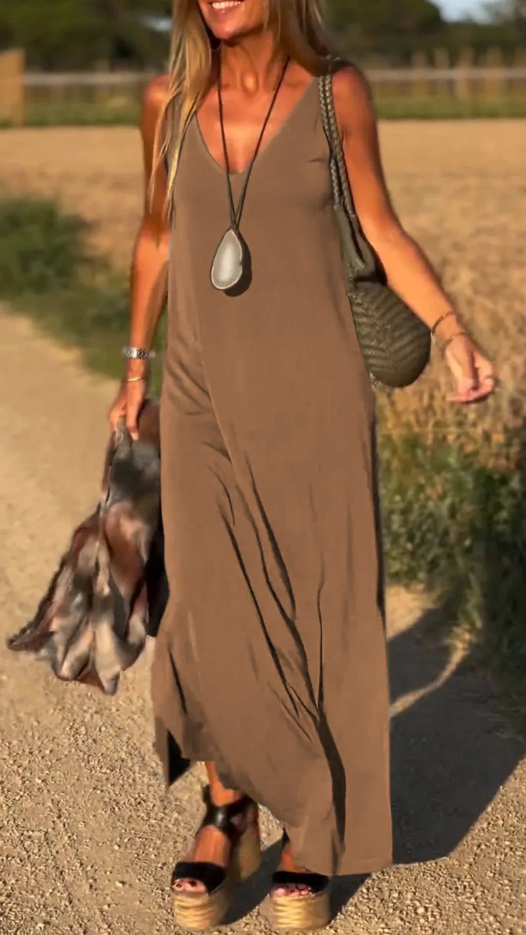 Women's sleeveless maxi dress, a must-have for summer fashion, vacation, and everyday wear.