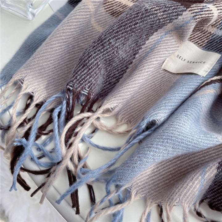 Chic Angela checkered cashmere scarf. Luxuriously soft & warm knitted accessory for women's fashion.