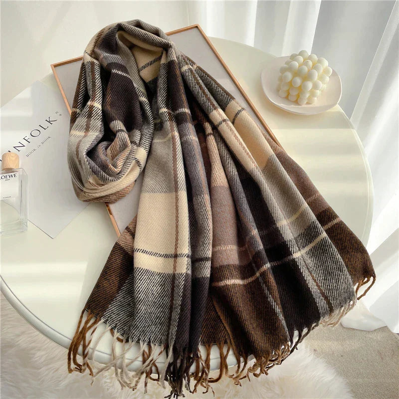 Luxurious checkered cashmere scarf, a soft and stylish knitted accessory for women's winter outfits.