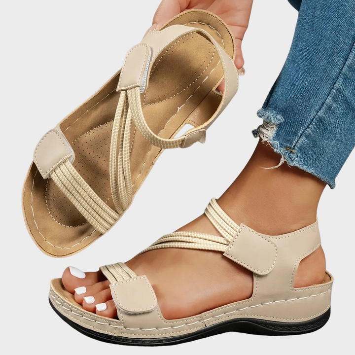 Women's stylish comfort sandals with foot support for all-day wear. Perfect for summer & everyday.