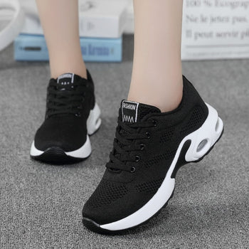 Experience supreme comfort with these women's everyday walking shoes. Features arch support, cushioning & slip-on design.