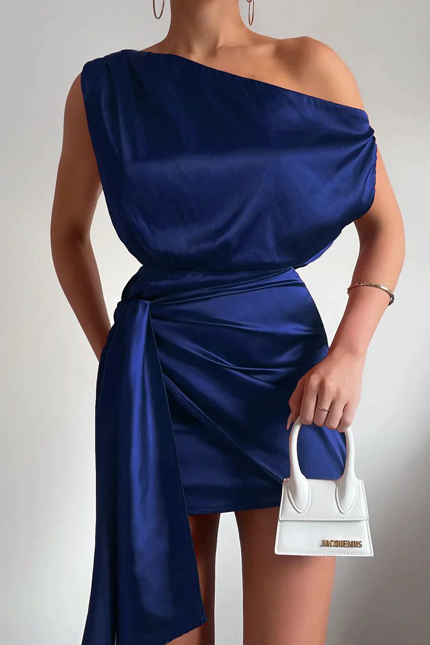 Women's trendy one shoulder mini dress, perfect for evenings, parties & glamorous nights out. Bodycon fit.