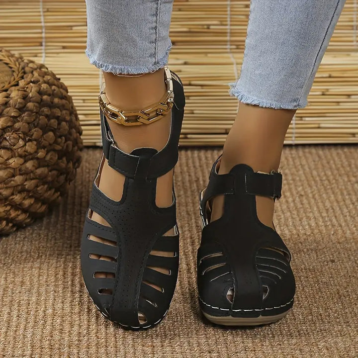 Women's trendy orthopedic comfort sandals with arch support for foot health.