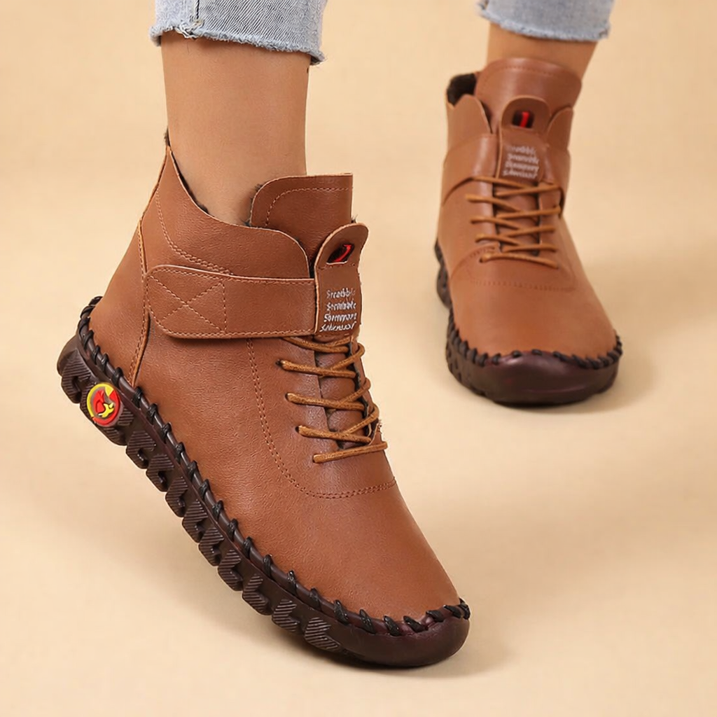 Women's thermal lined comfort boots for winter, designed with anti-slip soles & stable support for daily wear.