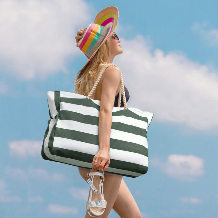 Fashionable women's waterproof large shoulder bag, secure zipped closure for essentials.