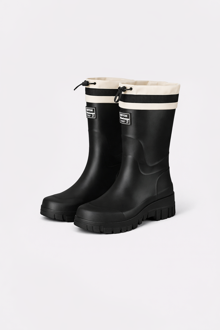 Everyday women's slip-on rain boots, comfortable and stylish for rain.