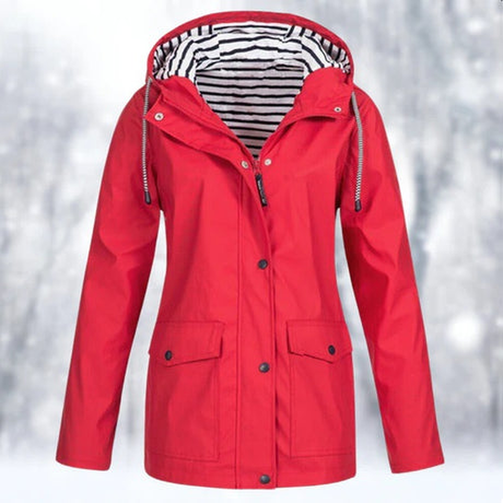 Comfortable women's all-season outerwear, a protective wind & rain resistant jacket for versatile layering.