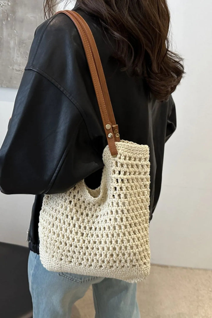 Women's woven cotton shoulder bag in a casual, everyday style. Lightweight & eco-friendly, perfect as a tote.