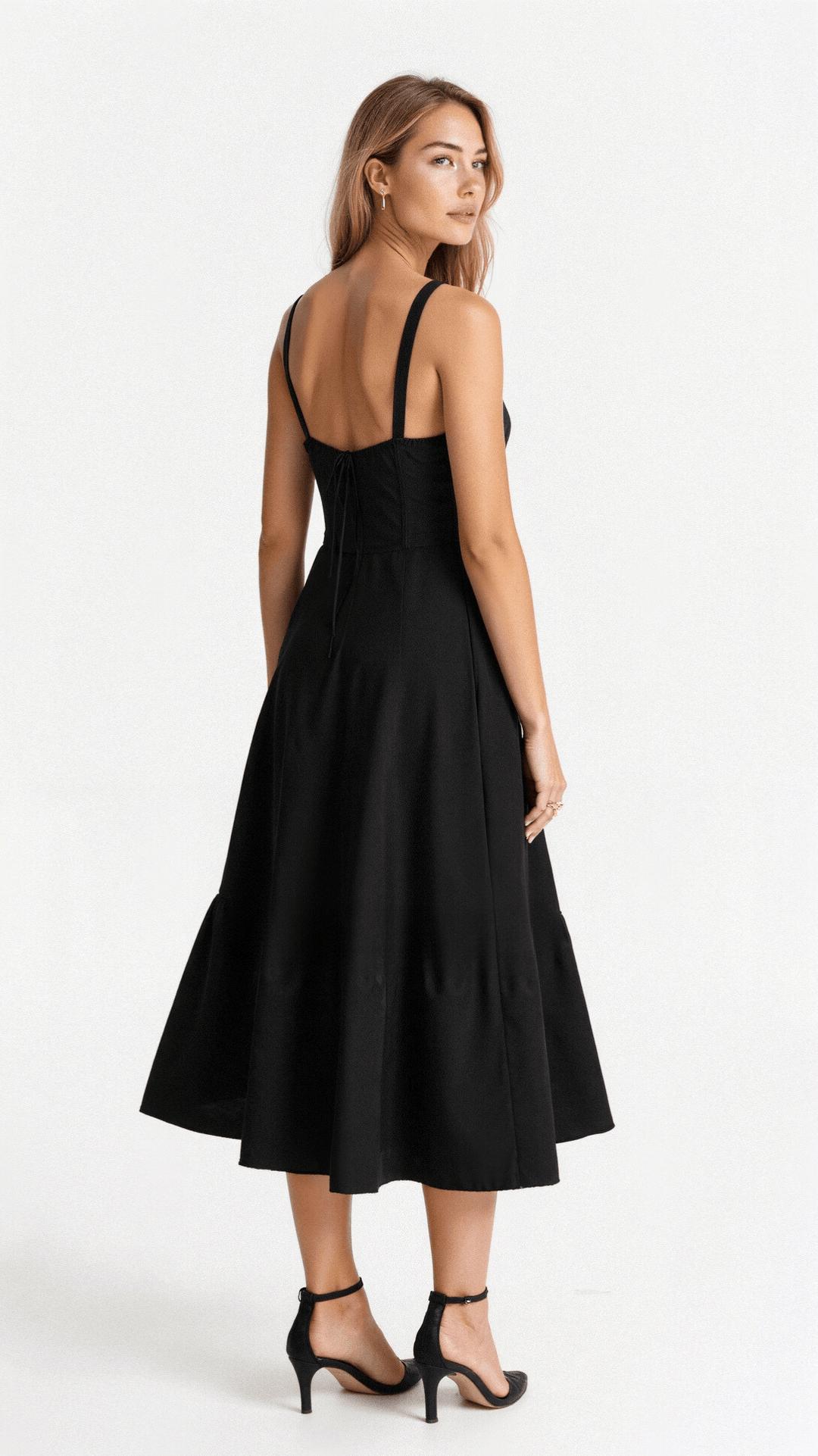 Women's Arabella waist dress with sweetheart neckline, light summer fabric, adjustable fit for elegant silhouette styling.