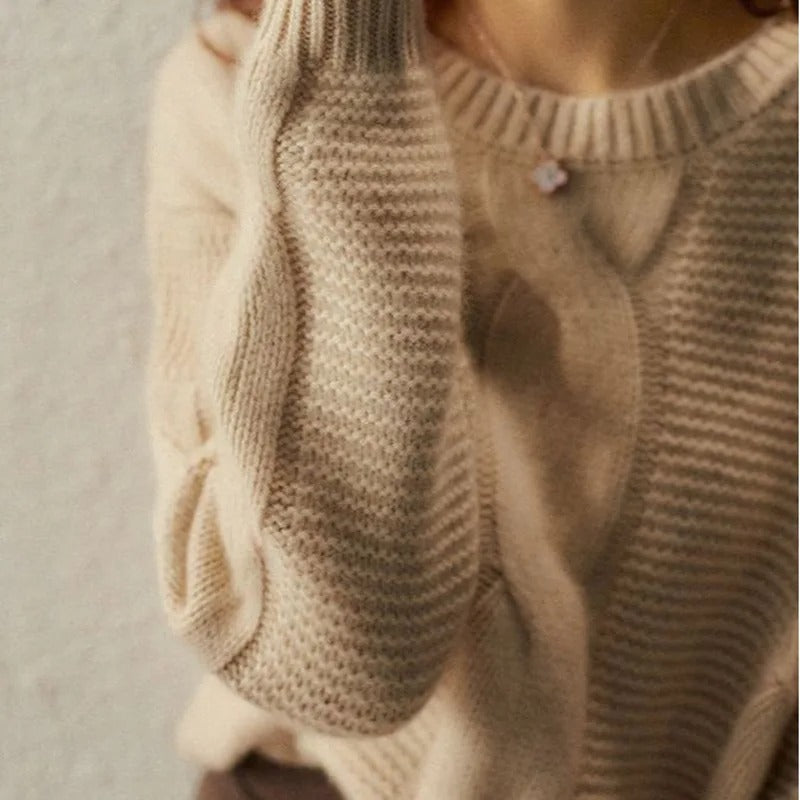 "Women's ultra-soft hand-knit cotton sweater, cosy & stylish, in brown or khaki, perfect for versatile, warm outfits."
